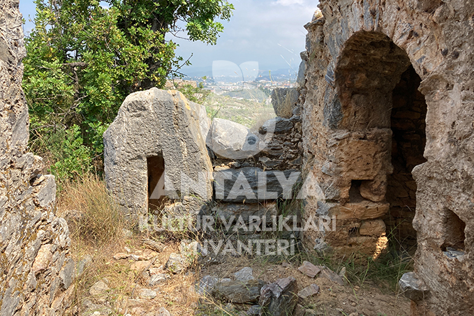 Gebebelen Tepe Geç Antik Dönem Yerleşim Yeri 5 gebebelen tepe gec antik donem yerlesim yeri alanya antalya antalyakulturvarliklarienvanteri orhandenizkaplan denizkaplan 4