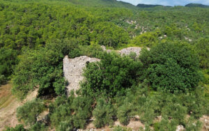 koprulu kanyon garnizon binasi