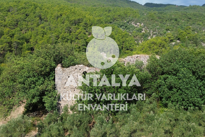 koprulu kanyon garnizon binasi 01