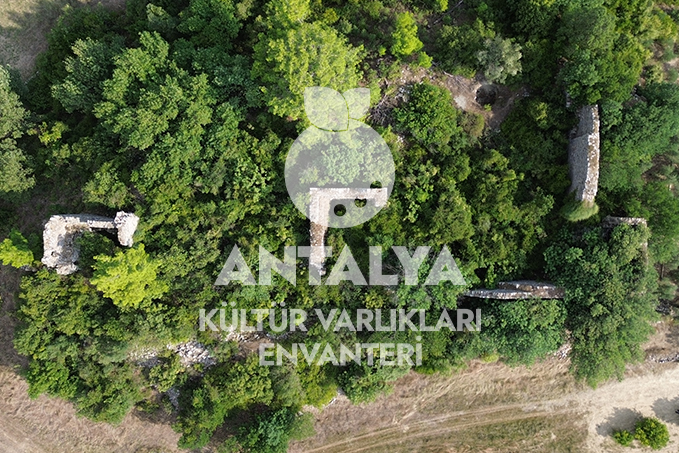 koprulu kanyon garnizon binasi 03