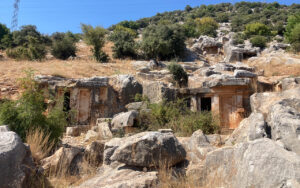 limyra nekropolu finike antalya antalyakulturvarliklarienvanteri orhandenizkaplan denizkaplan