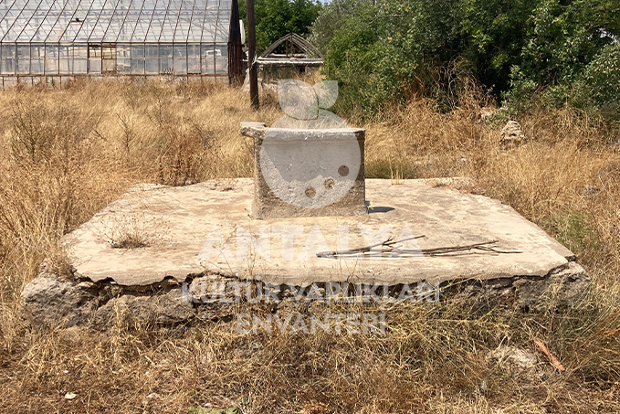 Su Kuyusu (Düzkesmelik Mevkii) 2 su kuyusu duzkesmelik mevkii kepez antalya antalyakulturvarliklarienvanteri orhandenizkaplan denizkaplan 01