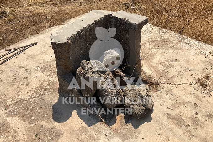 Su Kuyusu (Düzkesmelik Mevkii) 4 su kuyusu duzkesmelik mevkii kepez antalya antalyakulturvarliklarienvanteri orhandenizkaplan denizkaplan 03