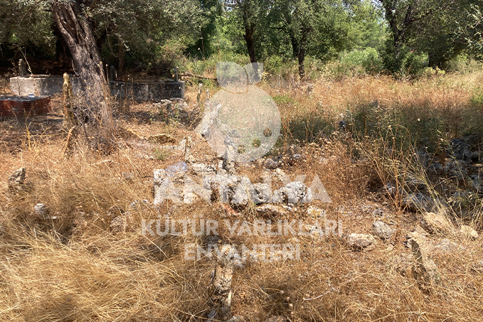 Yeşilkaraman Alakirse Mezarlığı 2 yesilkaraman alakirse mezarligi antalya antalyakulturvarliklarienvanteri orhandenizkaplan denizkaplan 01